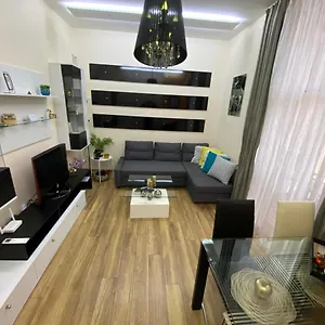  Apartment Cozy In Downtown - Tsar Samuil Street Bulgaria